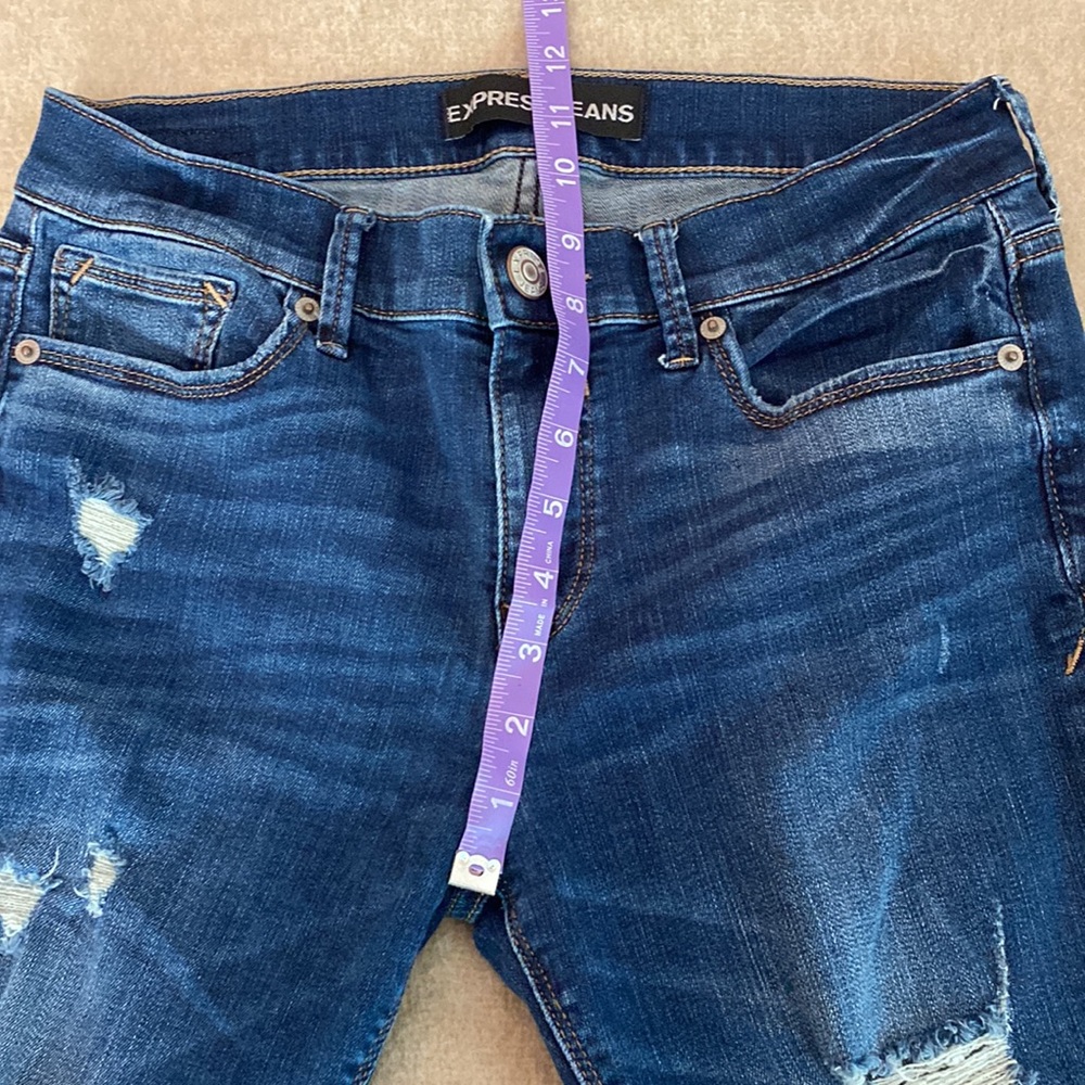 Express Jeans - Picture 2 of 7